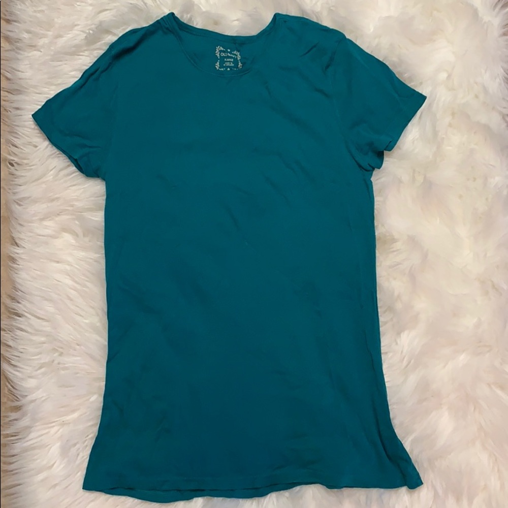 Old Navy T-shirt.  Long lean cut